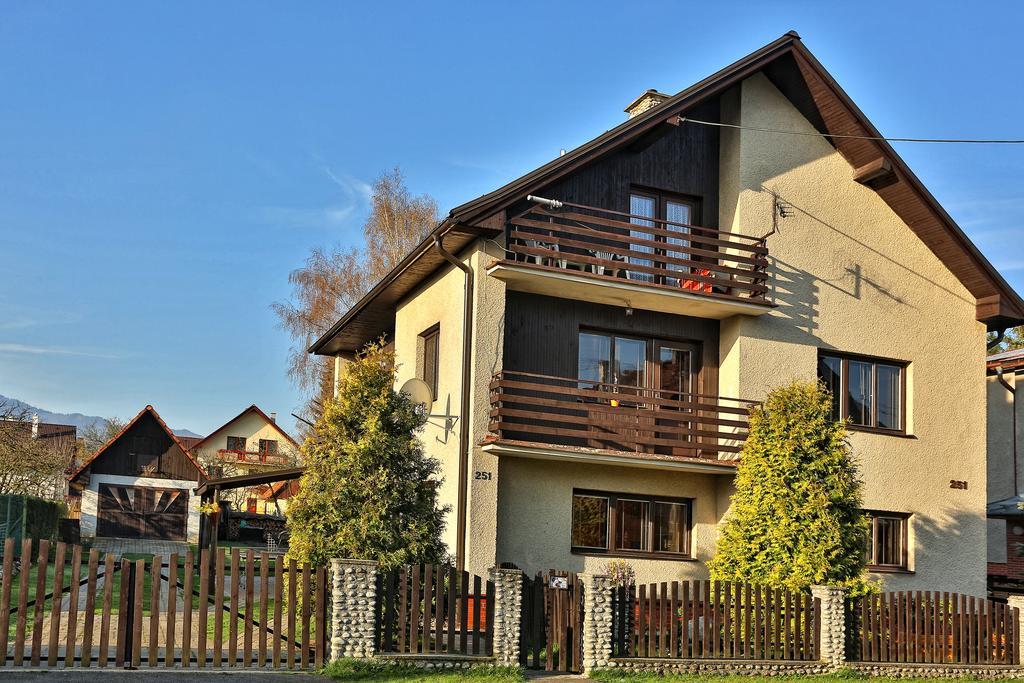 Apartamento Pod Dubom Liptovský Mikuláš Exterior foto